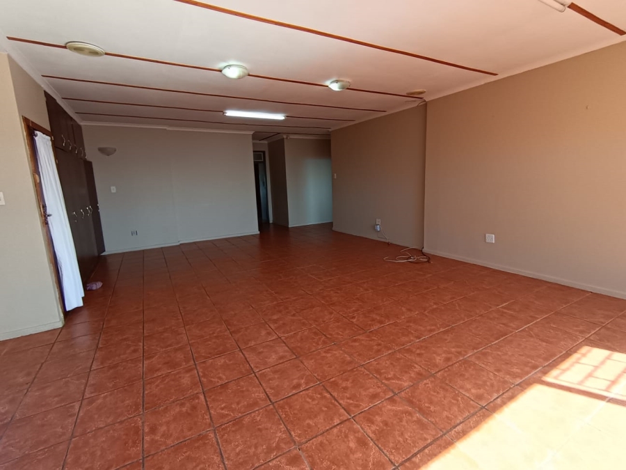 To Let 2 Bedroom Property for Rent in Da Nova Western Cape